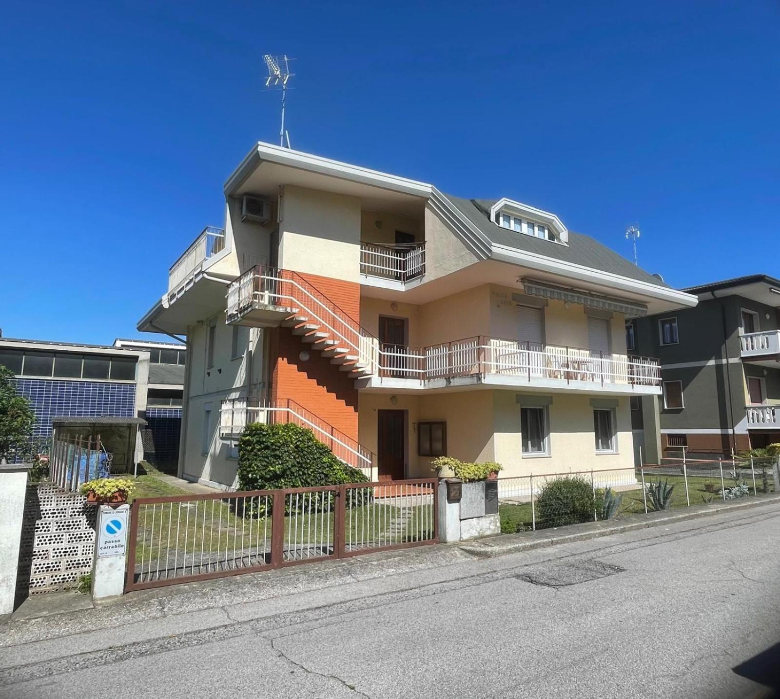Appartamento Villa Asio لينانو سابيادورو المظهر الخارجي الصورة